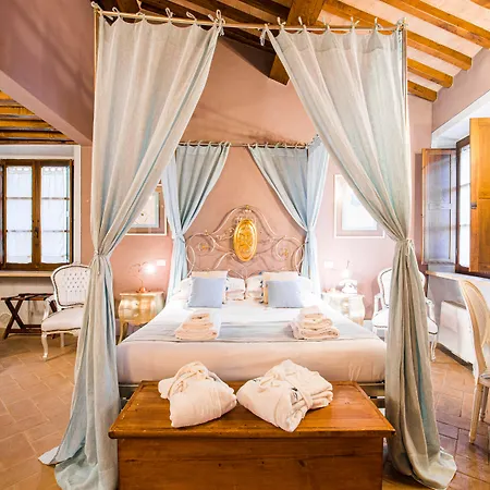 Hotel Palazzo Del Capitano Wellness E Relais