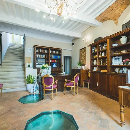 Palazzo Del Capitano Wellness E Relais Hotel